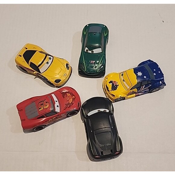 lot of 12 DISNEY PIXAR Cars 1:55 racers diecast metal toy vehicles - Picture 5 of 6